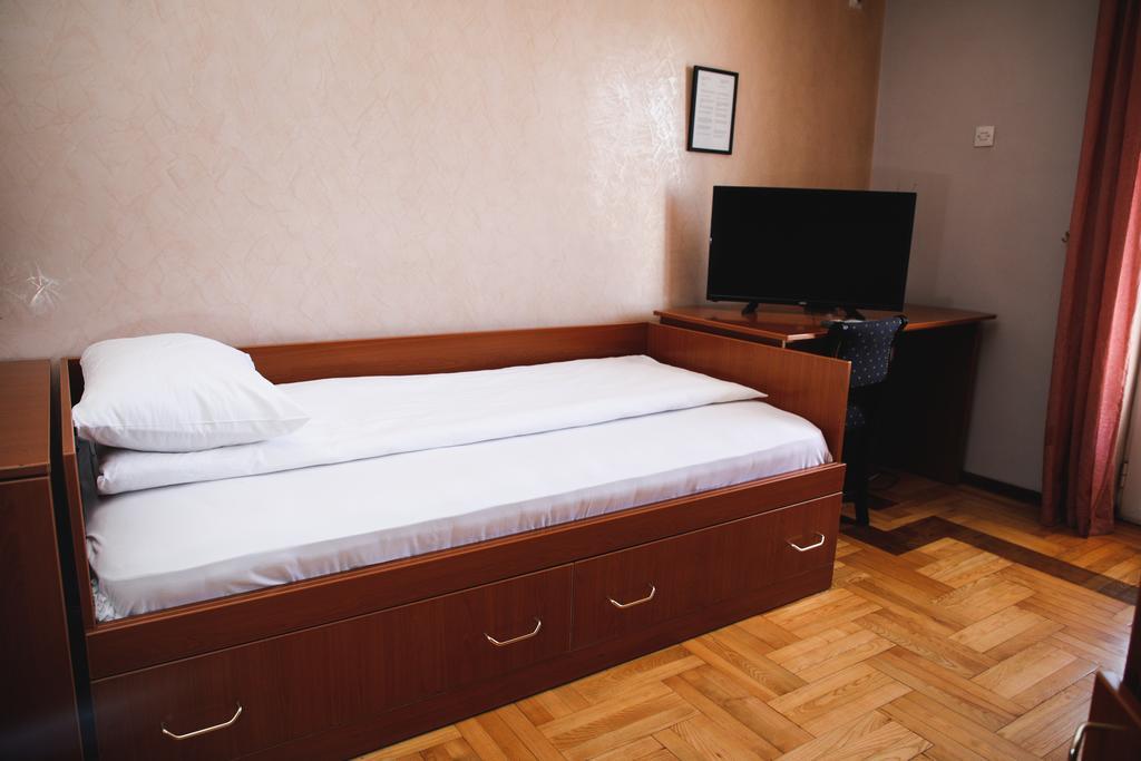 Hotel Bojatours بودغوريتْسا المظهر الخارجي الصورة