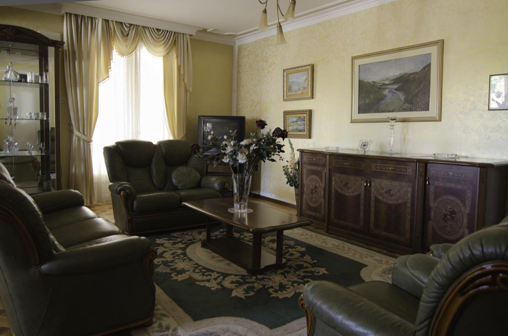 Hotel Bojatours بودغوريتْسا المظهر الخارجي الصورة