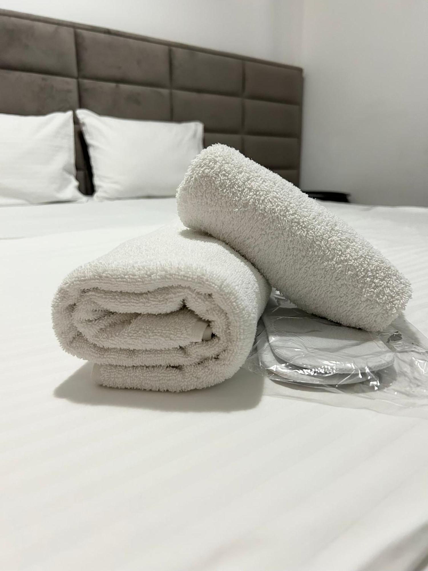 Hotel Bojatours بودغوريتْسا المظهر الخارجي الصورة